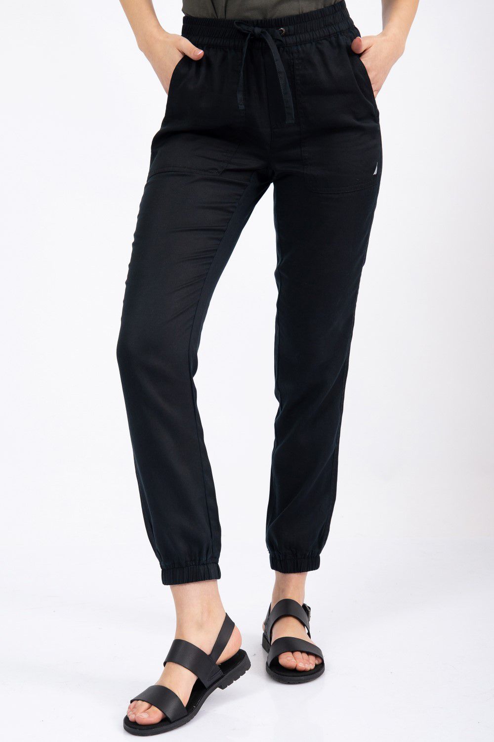 מכנסי בד בגזרת ג’וגר