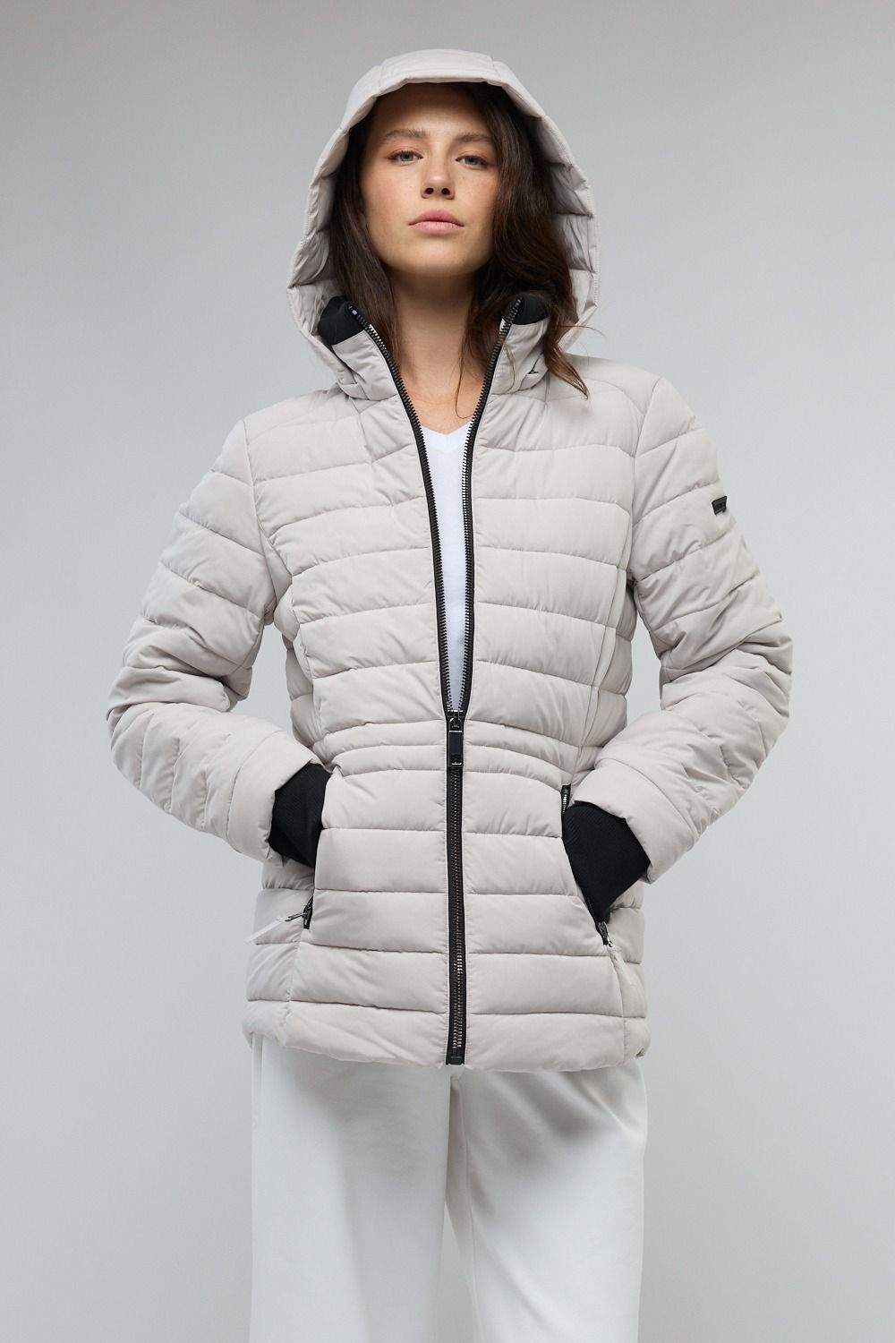 ג’קט סופטשל מרופד לנשים Nautica