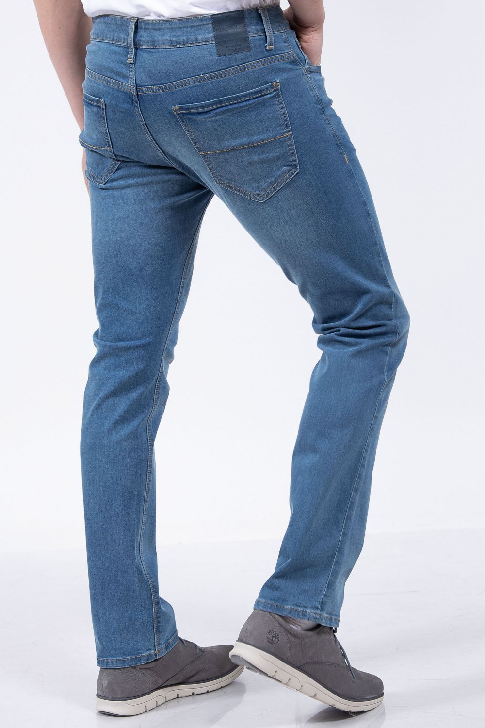 מכנסי ג’ינס SLIM FIT סטרץ’ בשטיפה בהירה