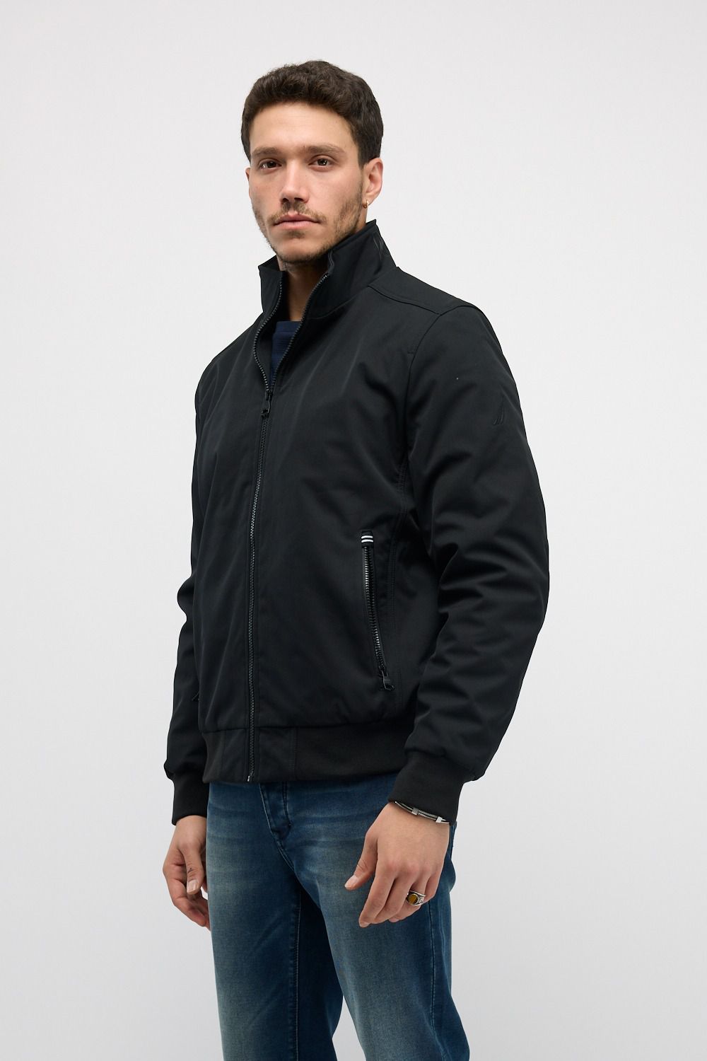 ג’קט אלגנטי לגברים Nautica