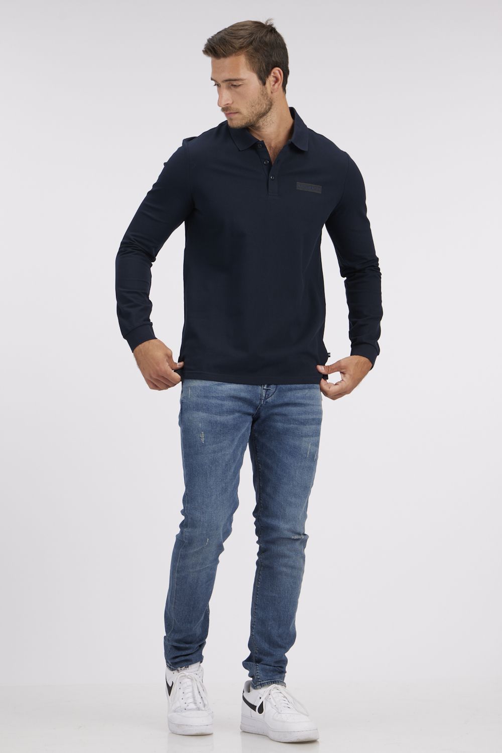 חולצת סטרצ’ SLIM FIT עם צווארון לגבר