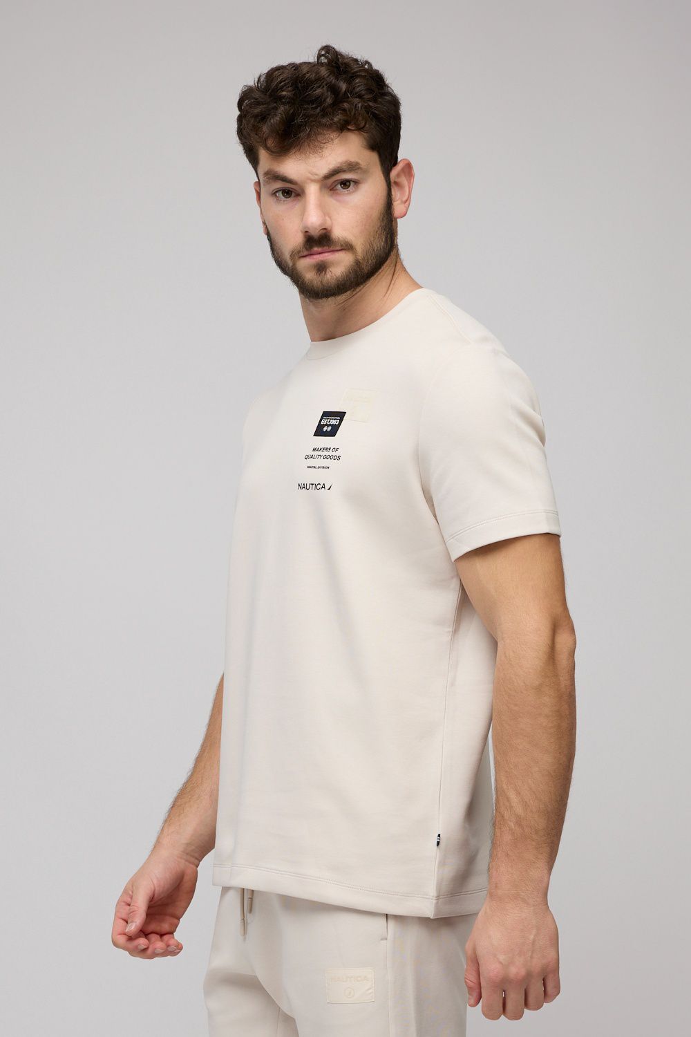 טי-שירט קצרה לגברים