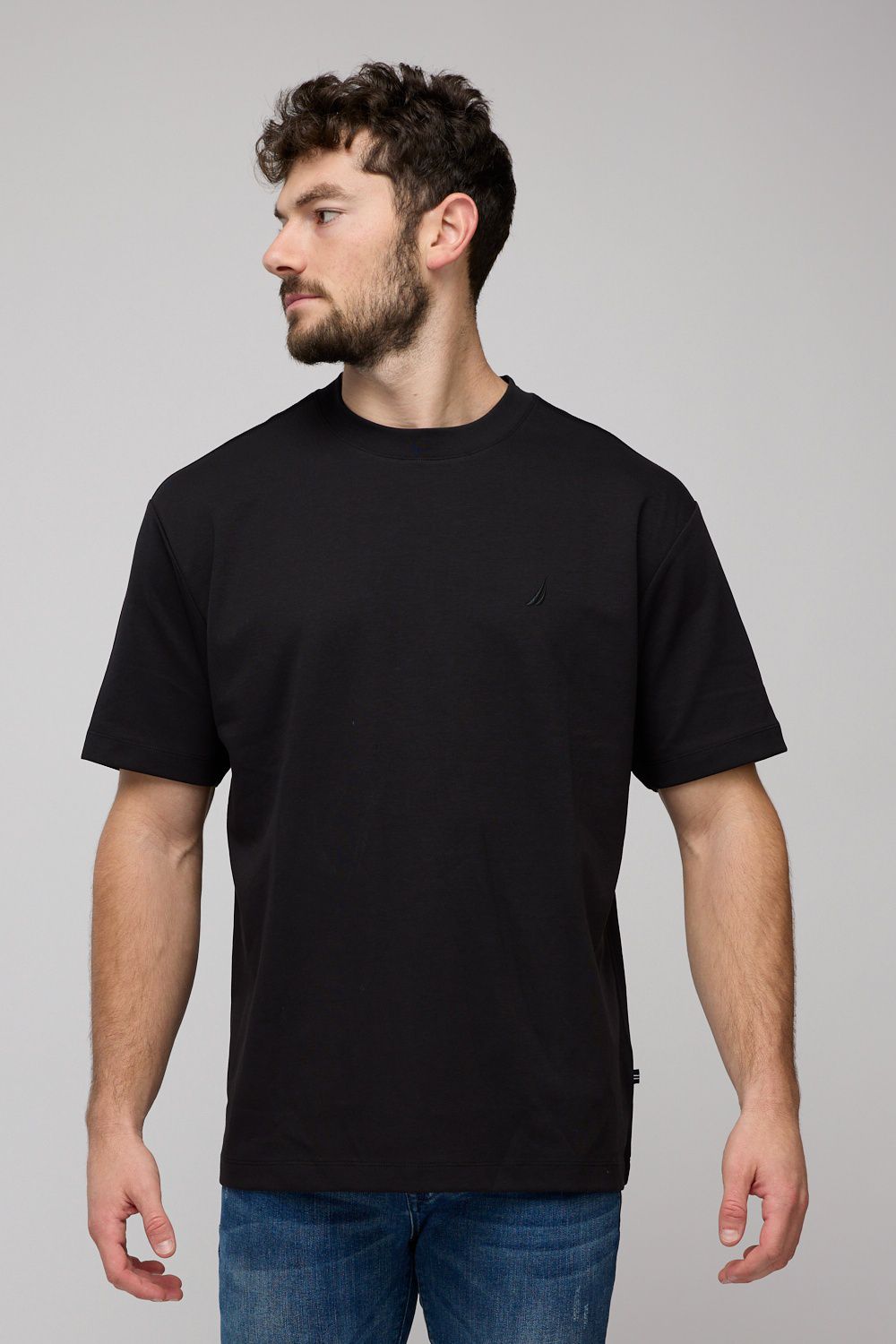 טי-שירט קצרה לגברים