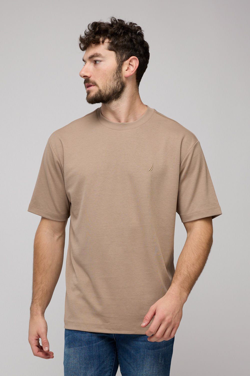 טי-שירט קצרה לגברים