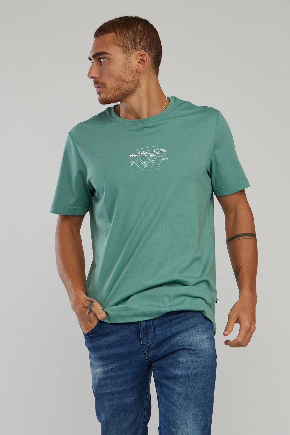 טי שירט עם הדפס Nautica ושרוולים קצרים לגברים