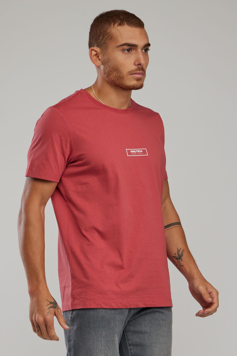 טי שירט עם שרוולים קצרים והדפס Nautica לגברים