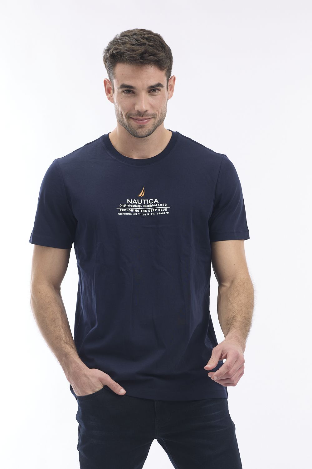 חולצה טי שירט אופנתית עם בד פרימיום לגבר