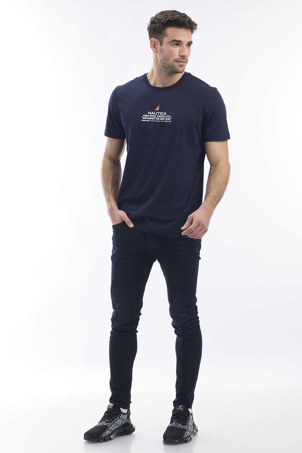 חולצה טי שירט אופנתית עם בד פרימיום לגבר