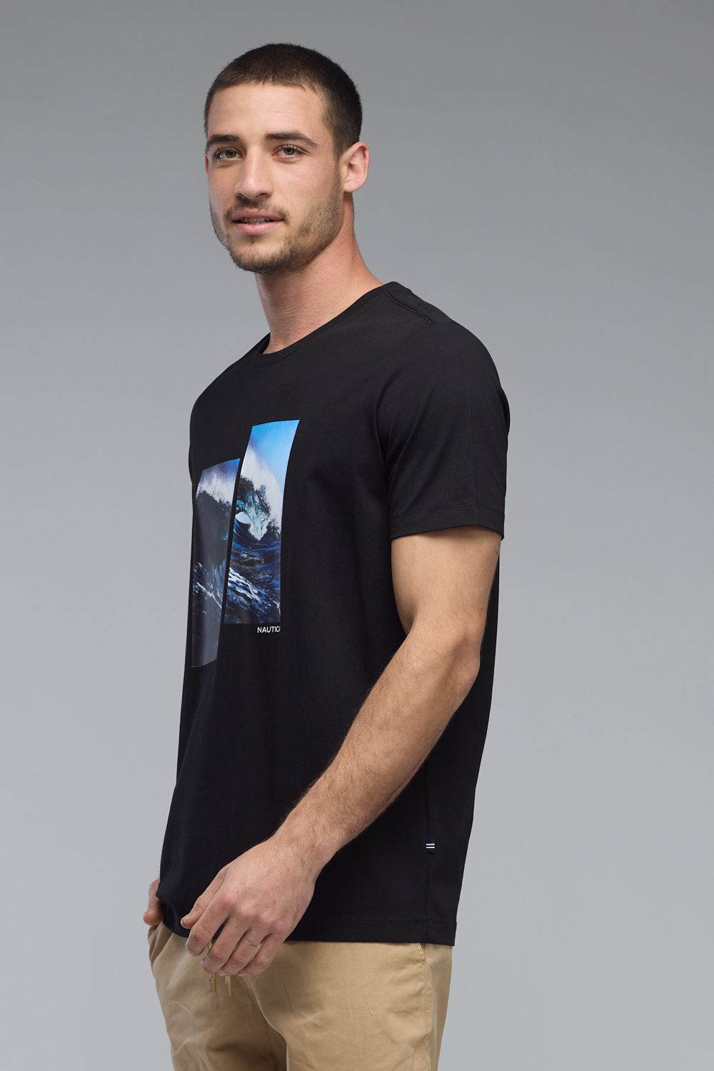 טי שירט עם שרוולים קצרים והדפס Nautica לגברים