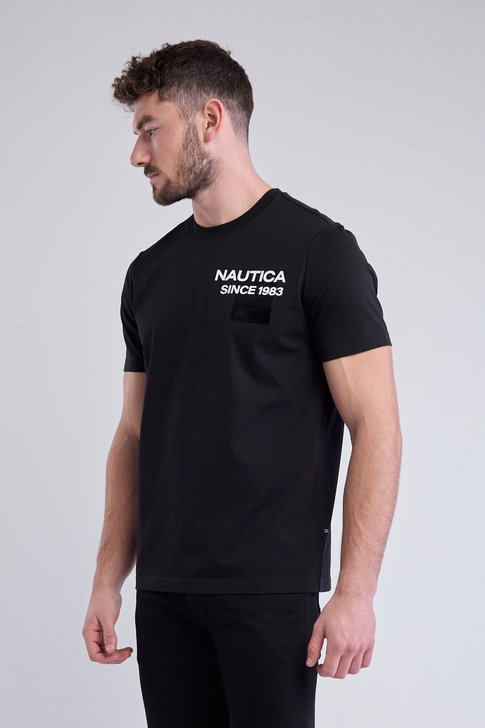 טי שירט עם שרוולים קצרים והדפס Nautica לגברים