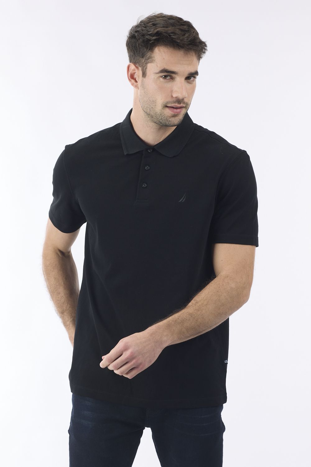חולצה פולו קצרה עם 3 כפתורים לגבר