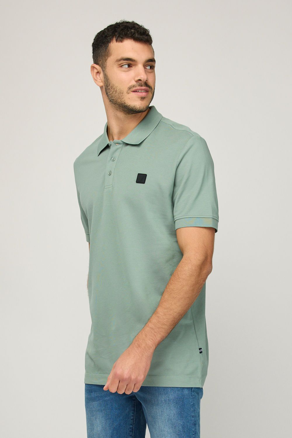 חולצת פולו קצרה לגברים