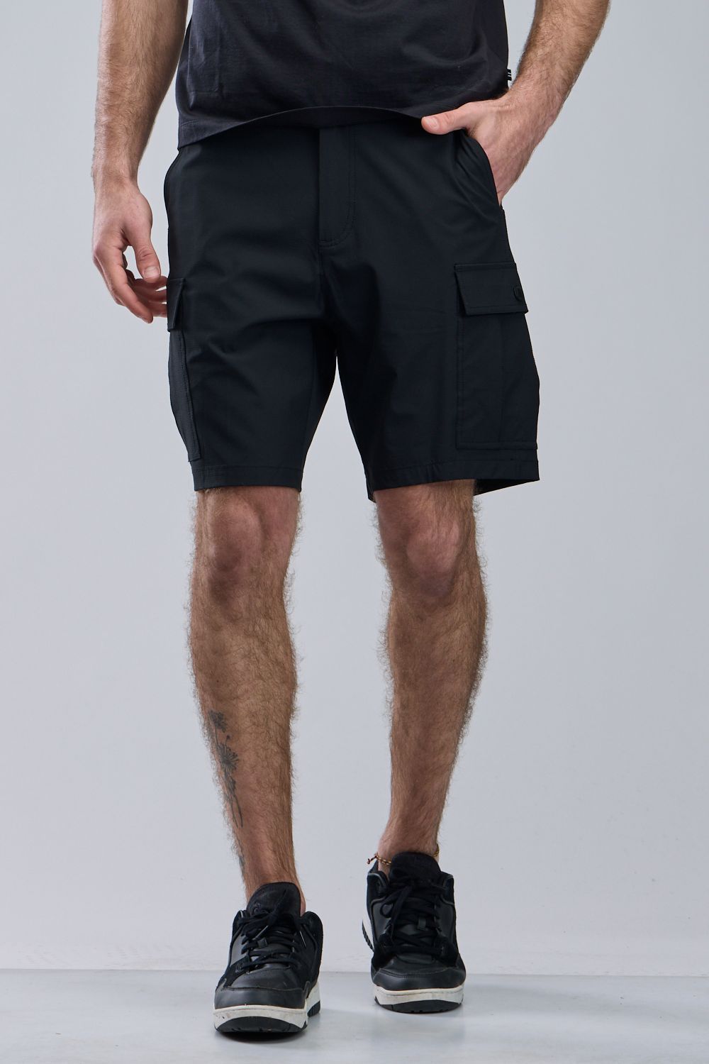 מכנסי ברמודה Nautica בגזרת CARGO לגברים