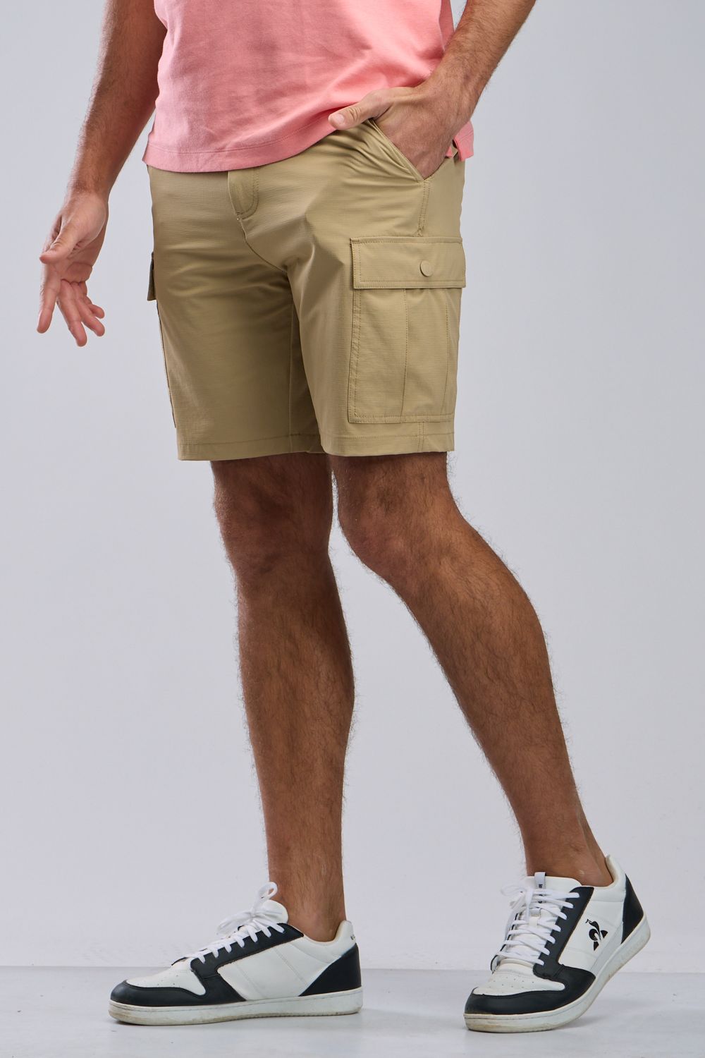 מכנסי ברמודה Nautica בגזרת CARGO לגברים
