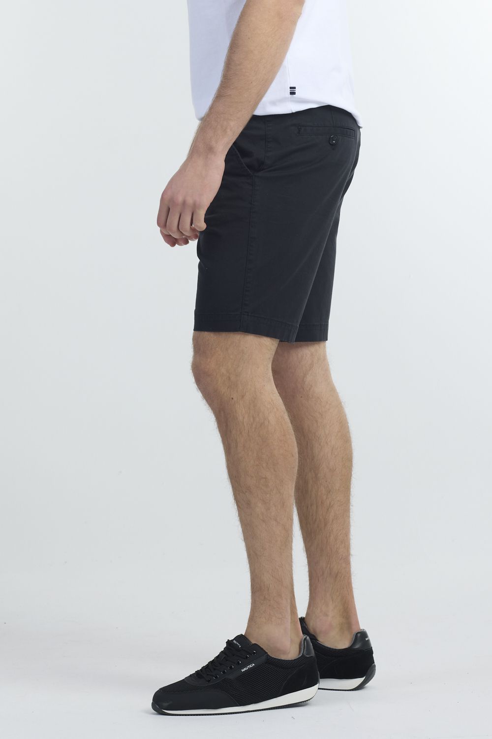 מכנס צ’ינו קצר לגבר