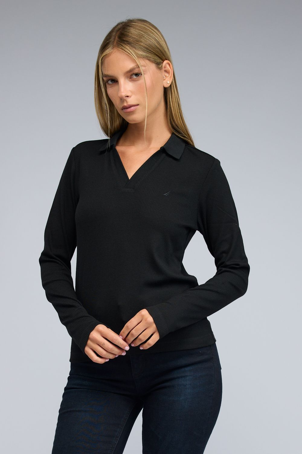 טי שירט Nautica ארוכה לנשים מבד ריב