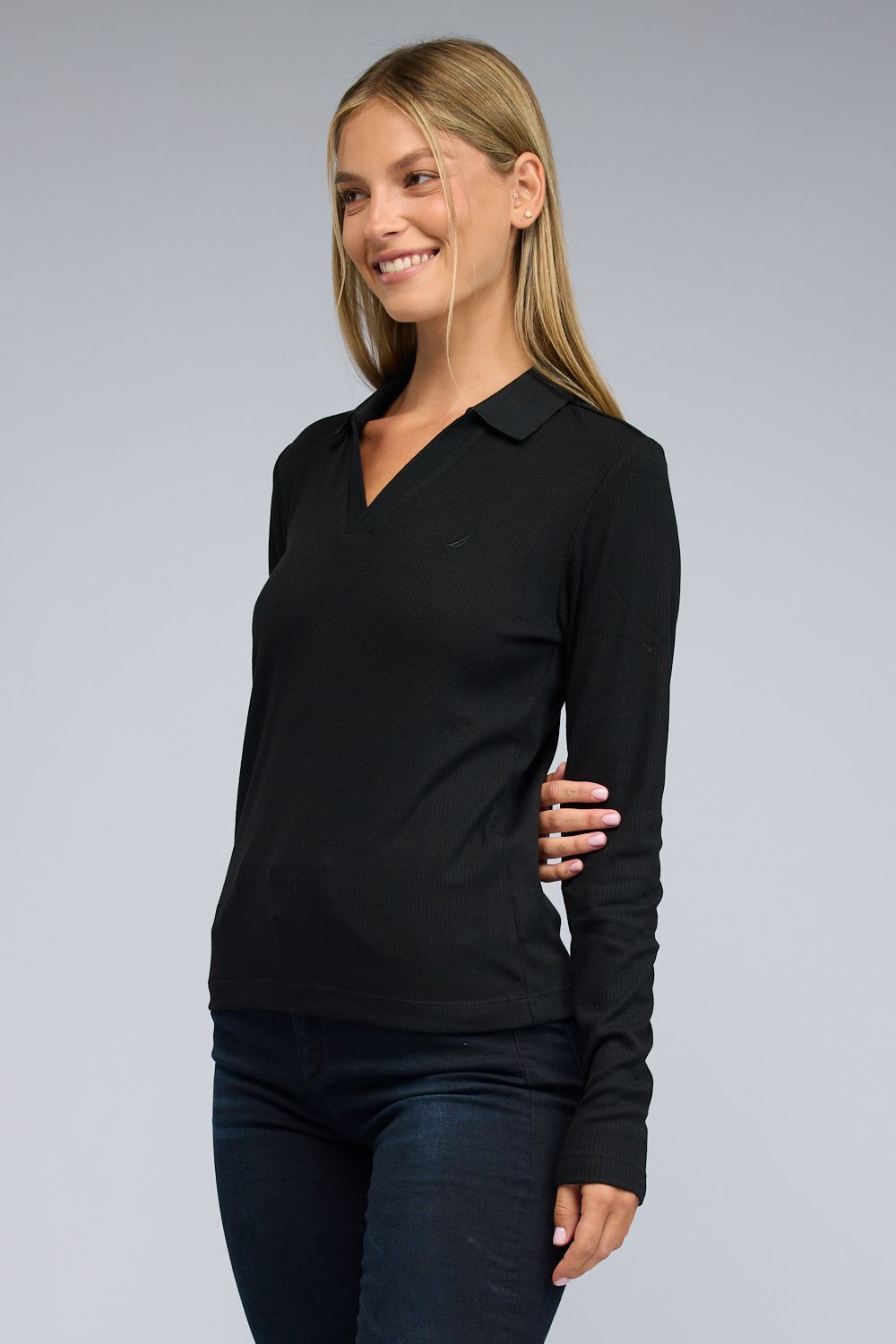 טי שירט Nautica ארוכה לנשים מבד ריב