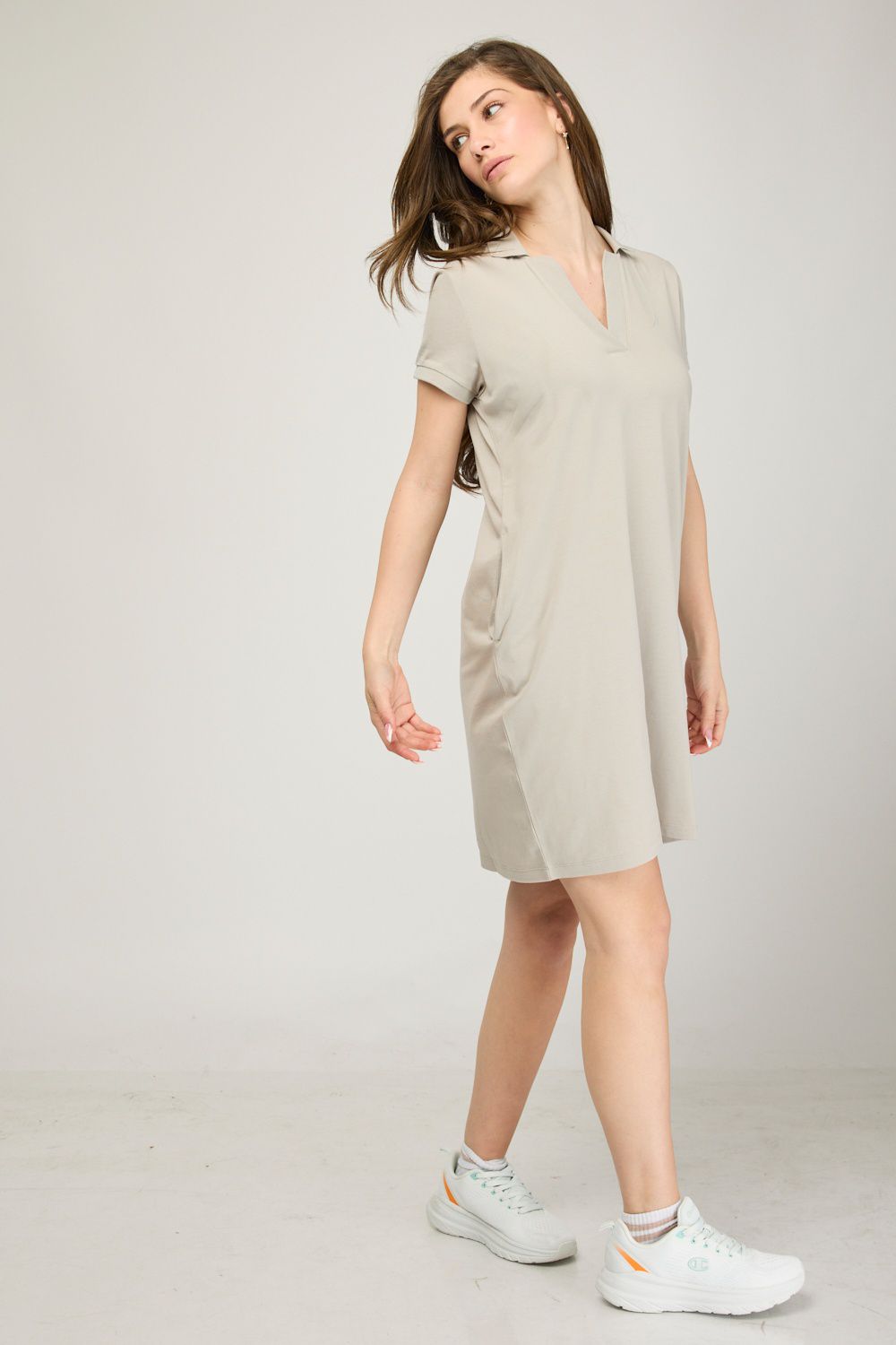 שמלת פולו קצרה לנשים