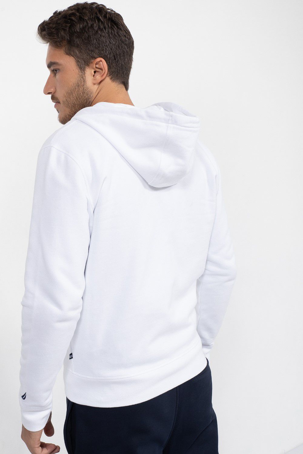 סווטשירט קפוצון עם רוכסן וכיס קדמי