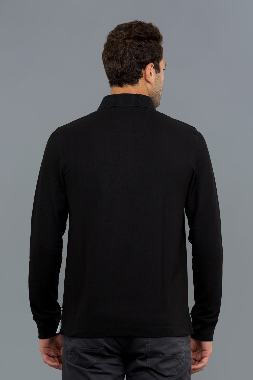חולצת פולו בגזרת SLIM FIT לגבר