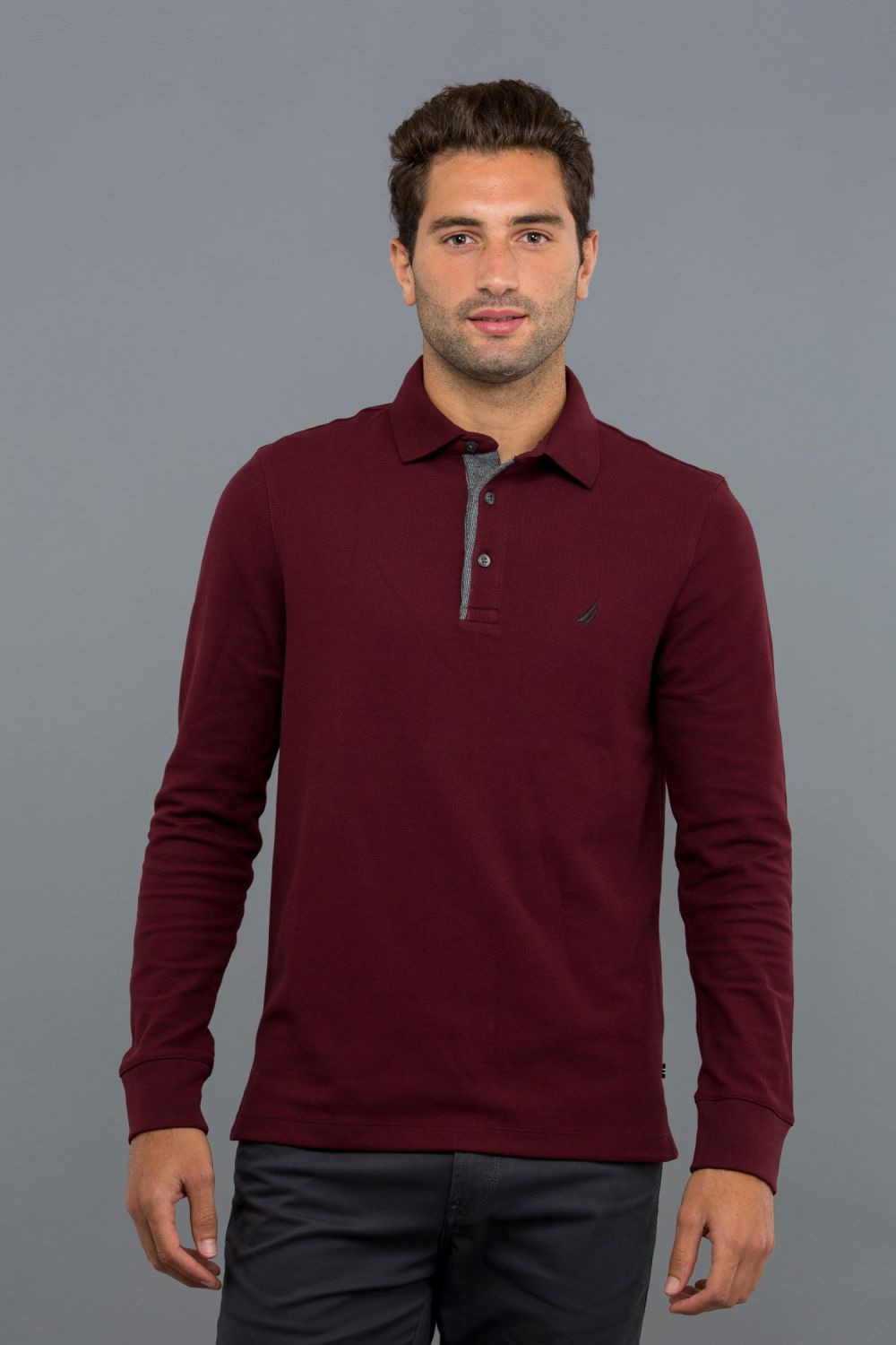 חולצת פולו בגזרת SLIM FIT לגבר