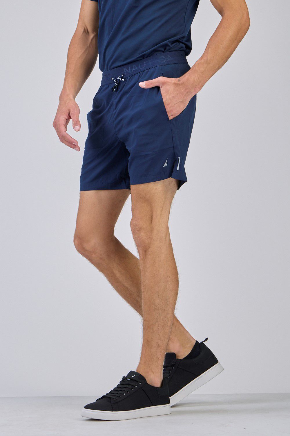 מכנסי ריצה קצרים לגברים