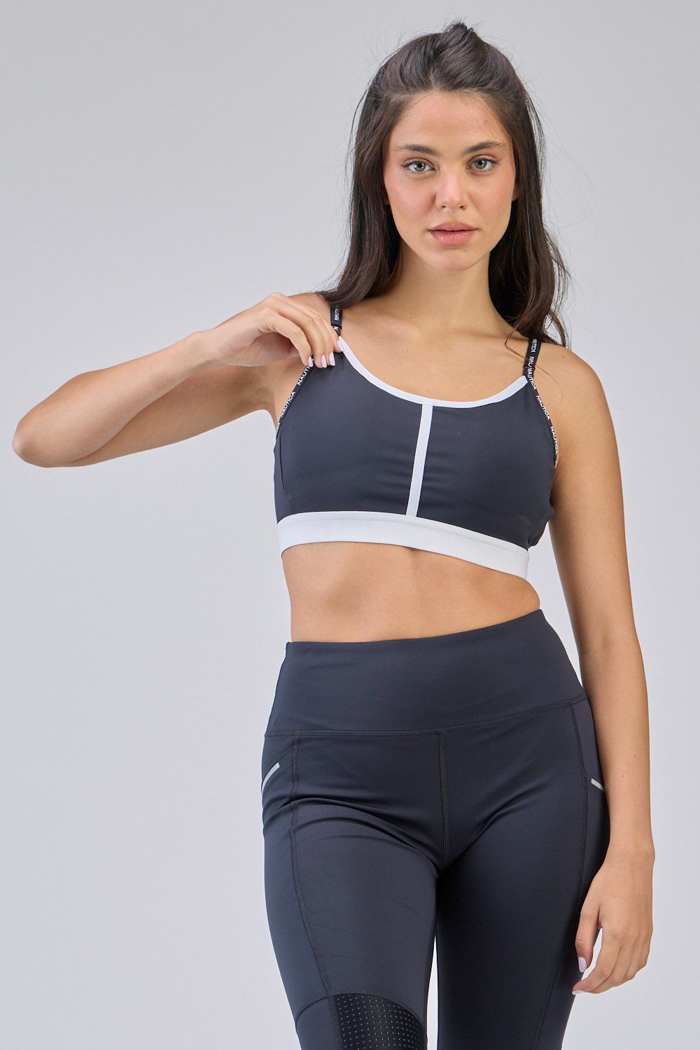 חזיית ספורט איכותית לנשים