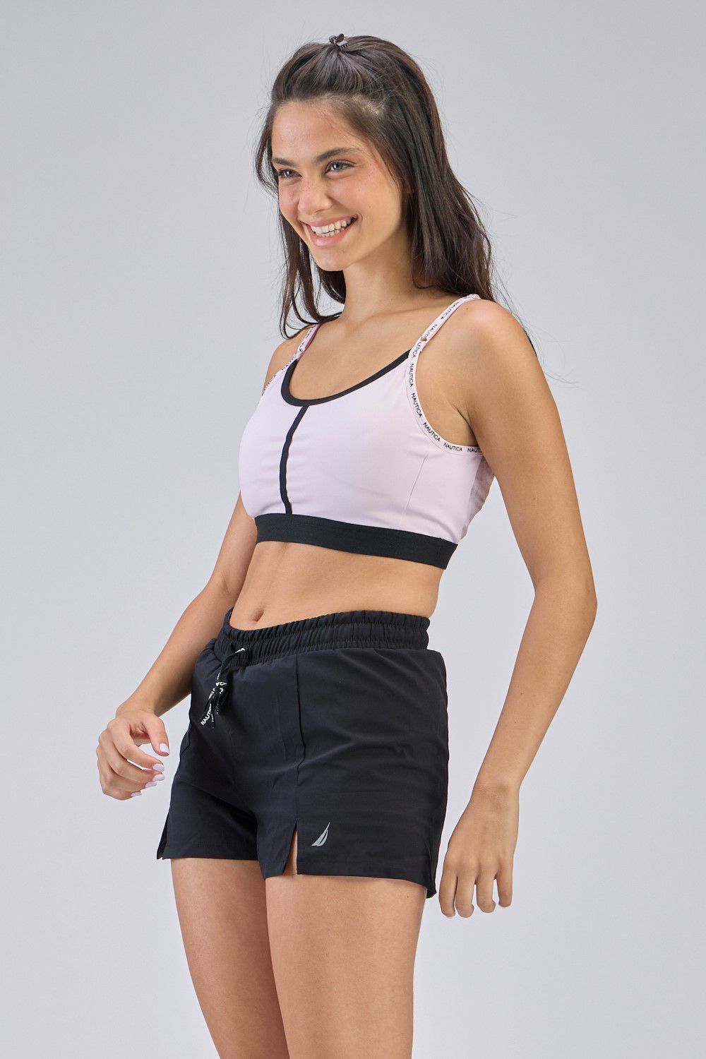 חזיית ספורט איכותית לנשים