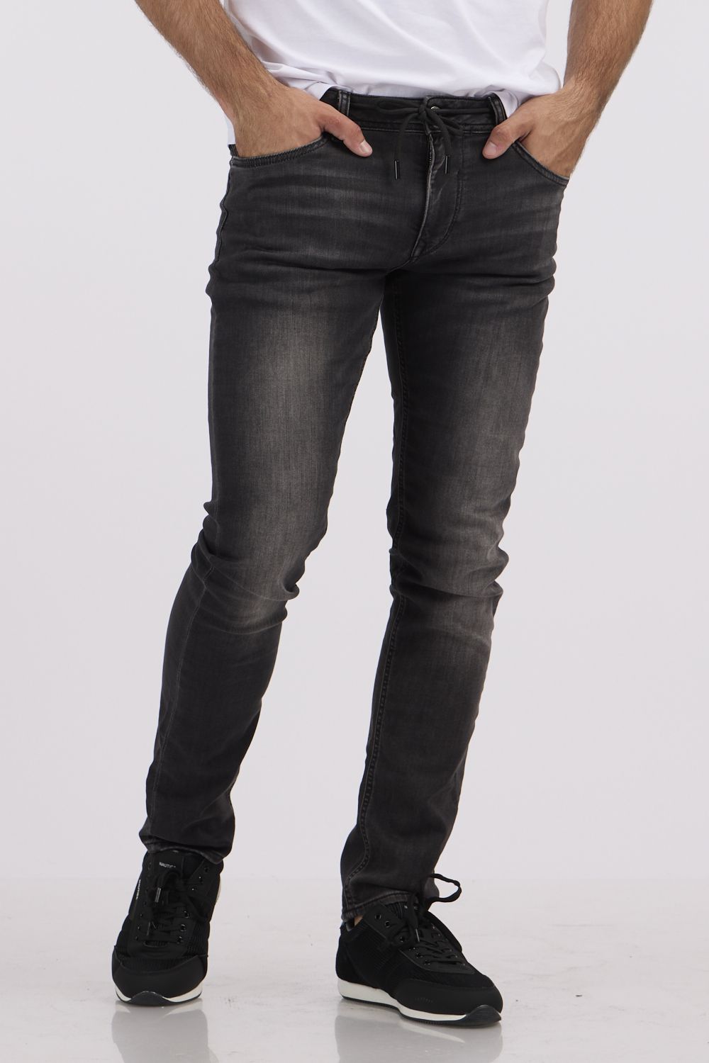 ג’ינס SLIM עם שרוכים במותן