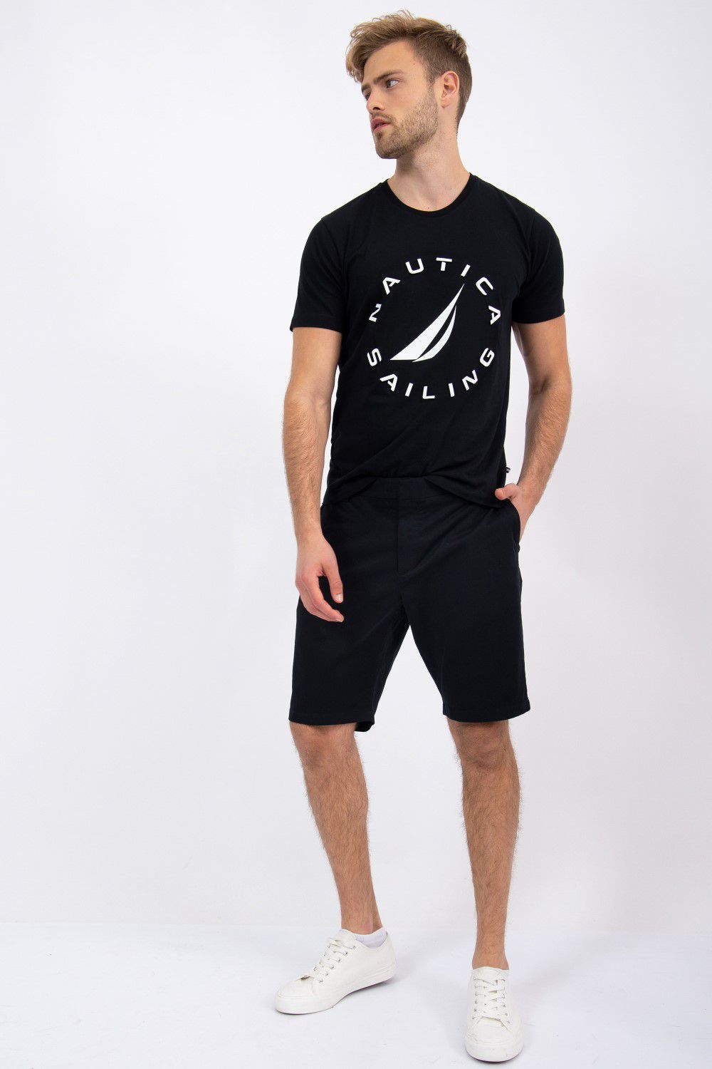 מכנסי ברמודה עם כיסים