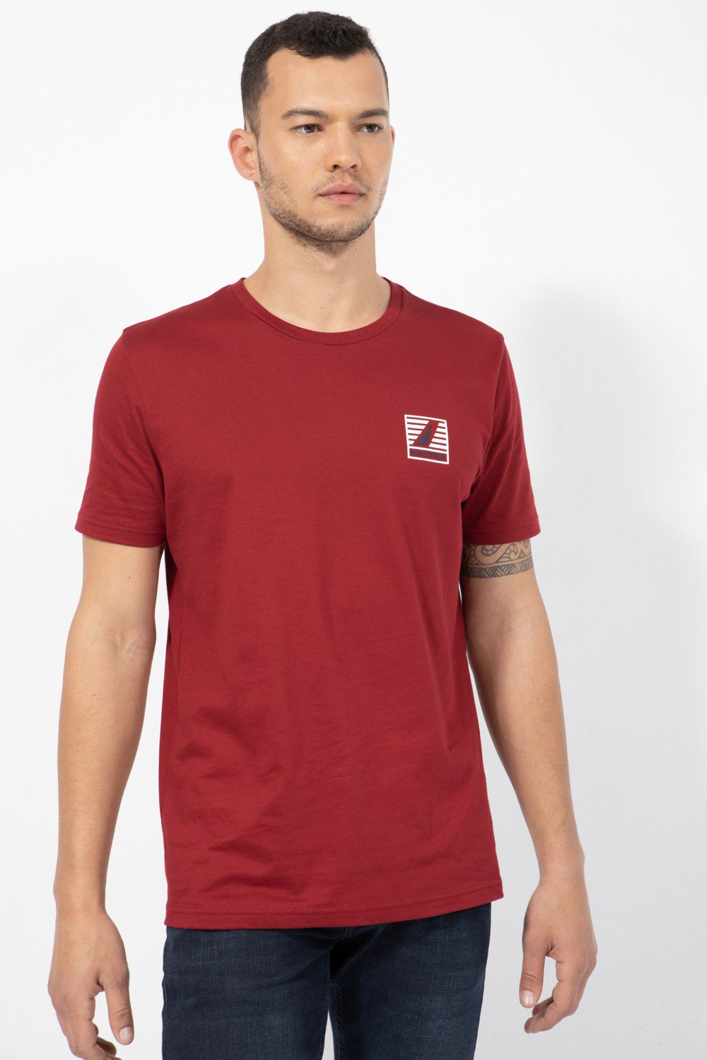 טי שירט נאוטיקה הדפס לוגו