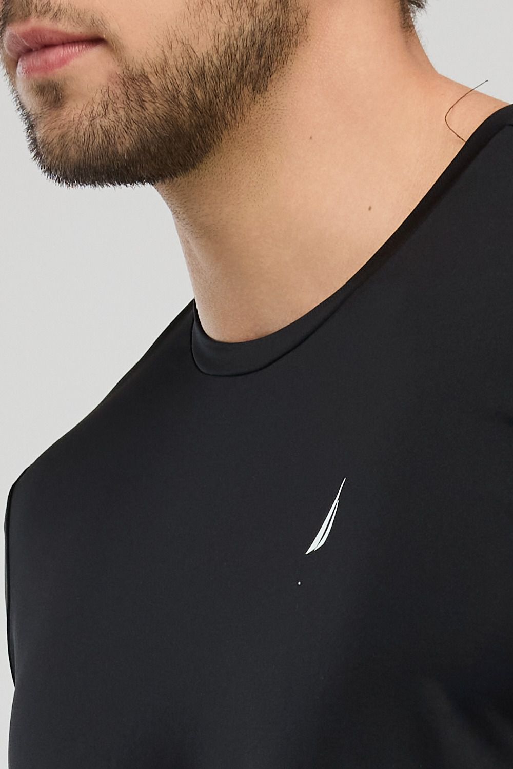 חולצת טי-שירט קצרה לגברים