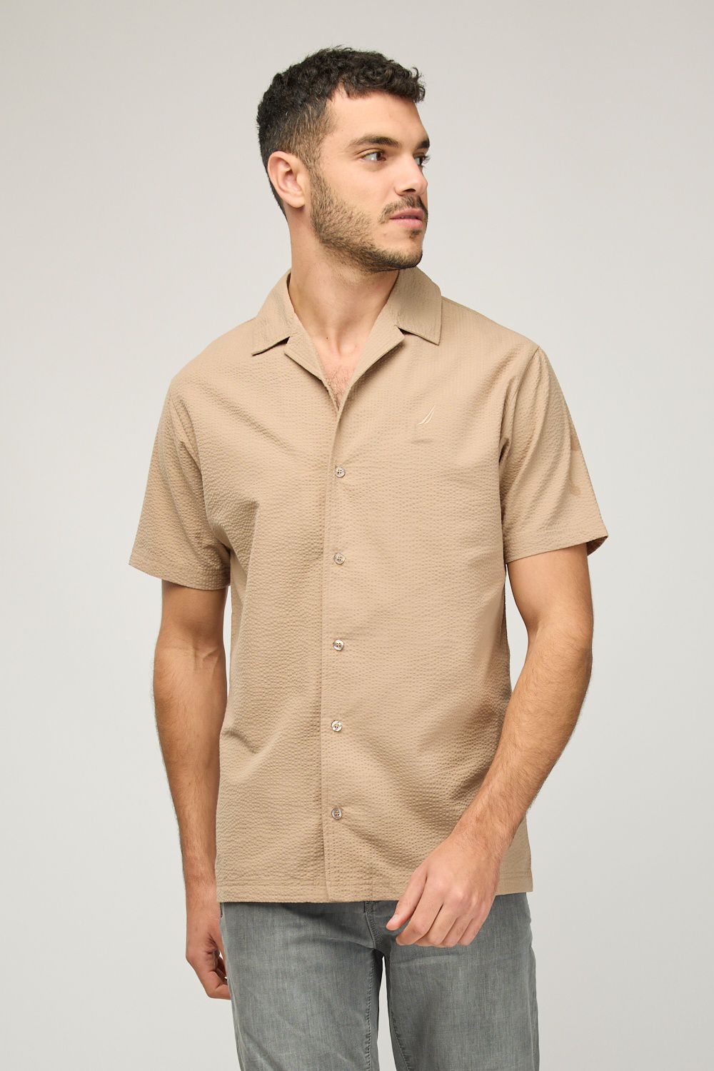 חולצה מכופתרת קצרה לגברים