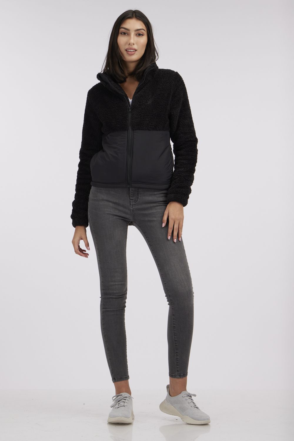 ג’קט מיקרו פליז לנשים