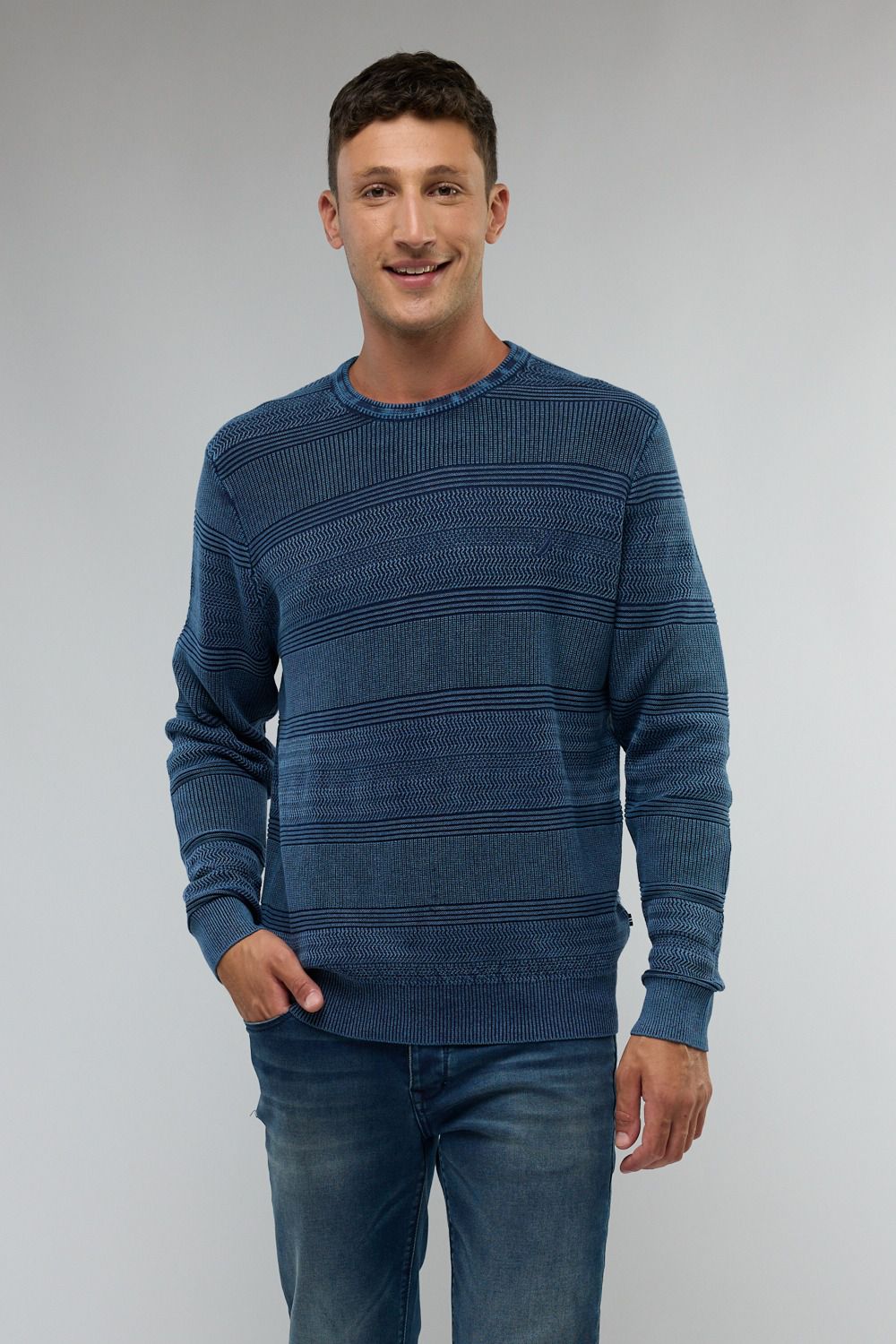 סוודר אלגנטי צווארון עגול לגברים Nautica