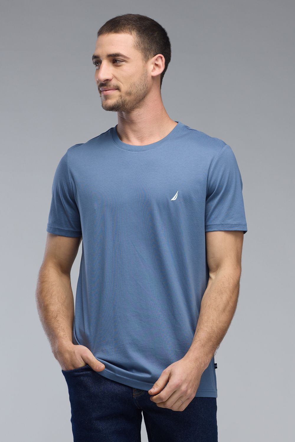 טי שירט עם שרוולים קצרים ולוגו Nautica לגברים