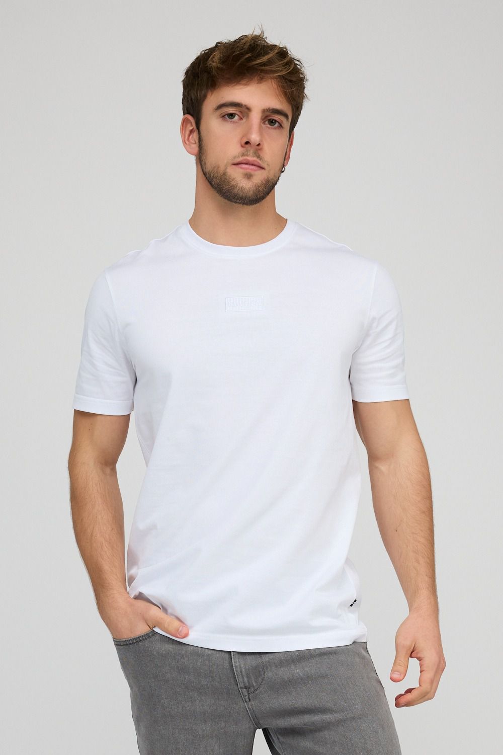 חולצת טי-שירט קצרה לגברים