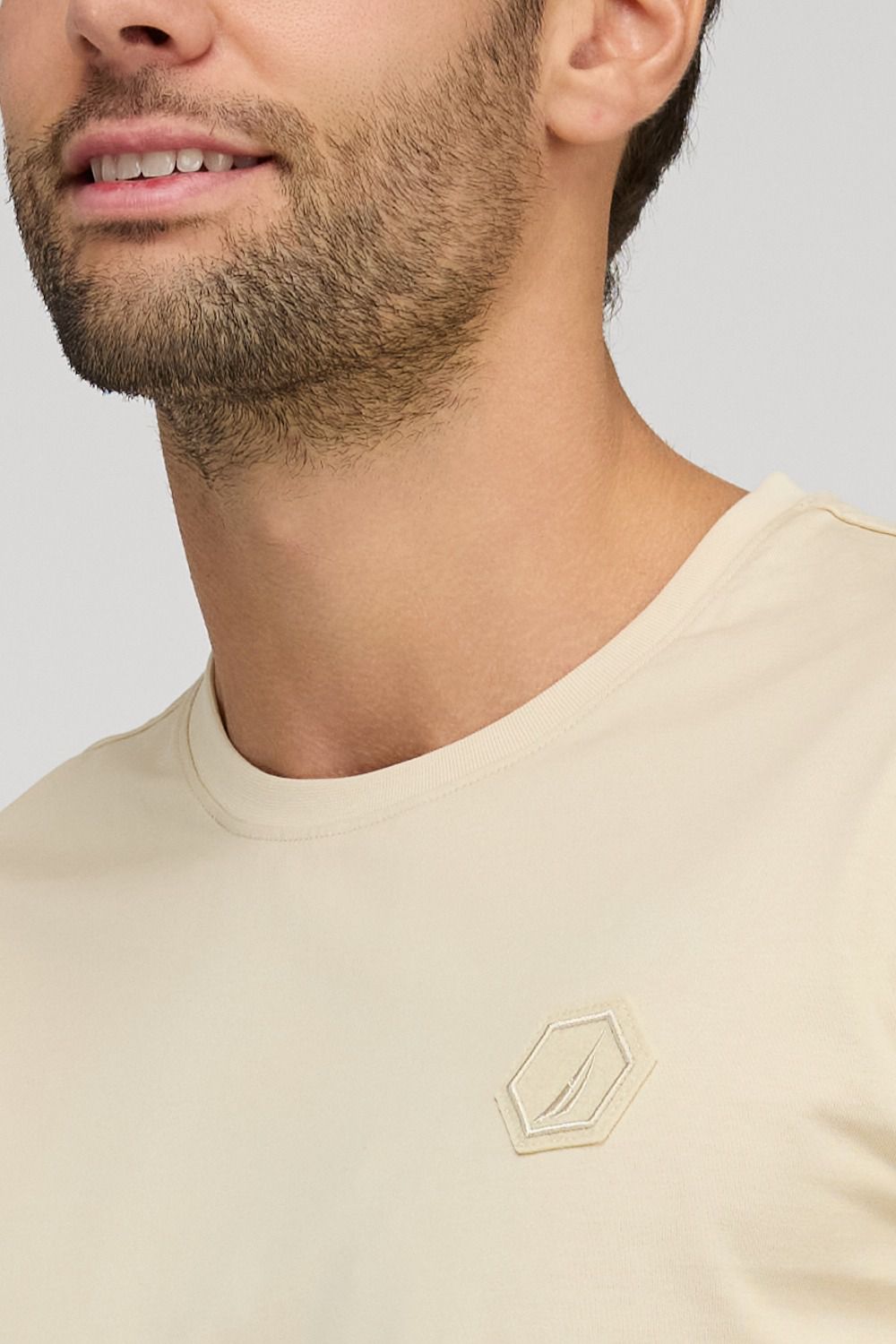 חולצת טי-שירט קצרה לגברים