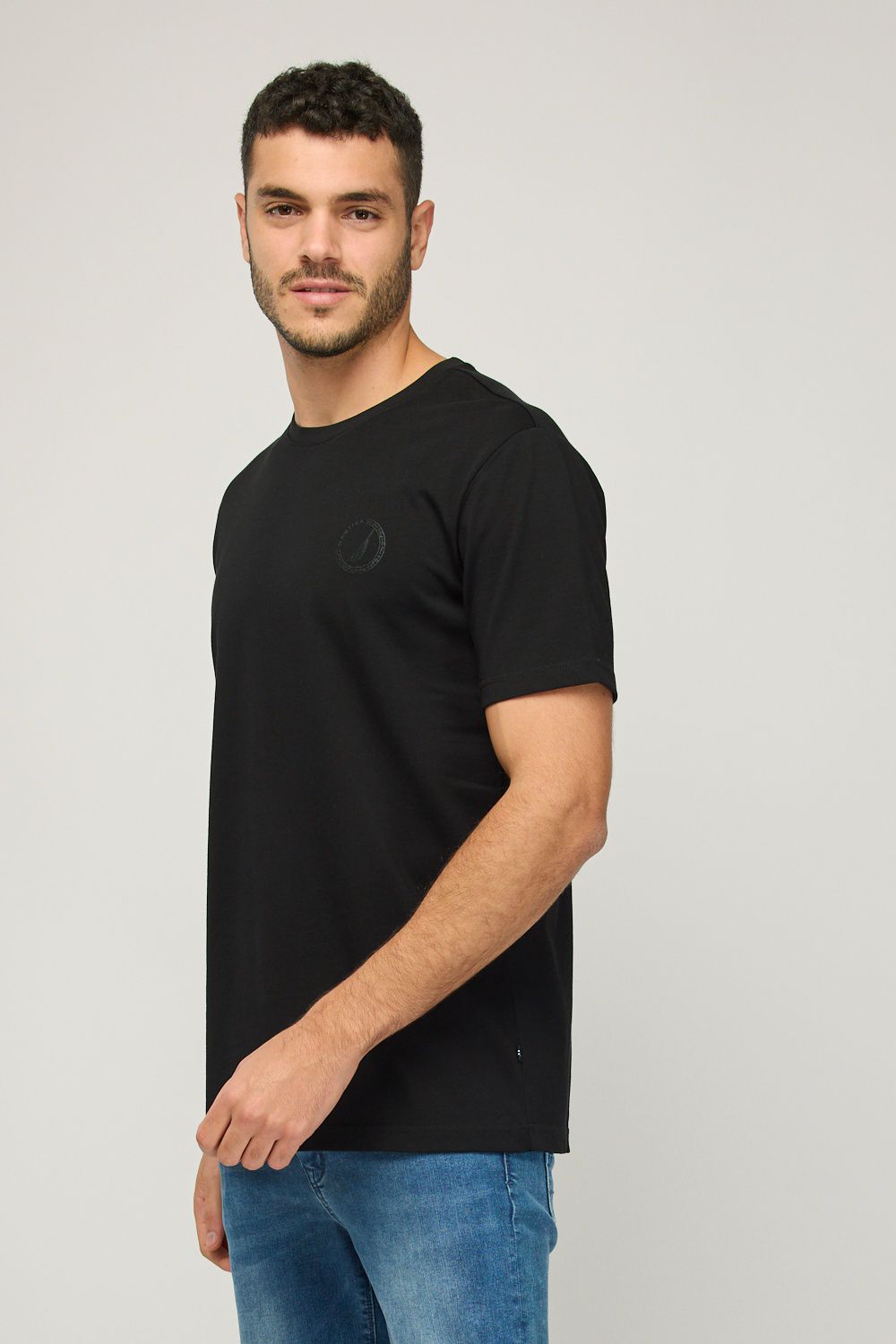 חולצת טי-שירט קצרה לגברים