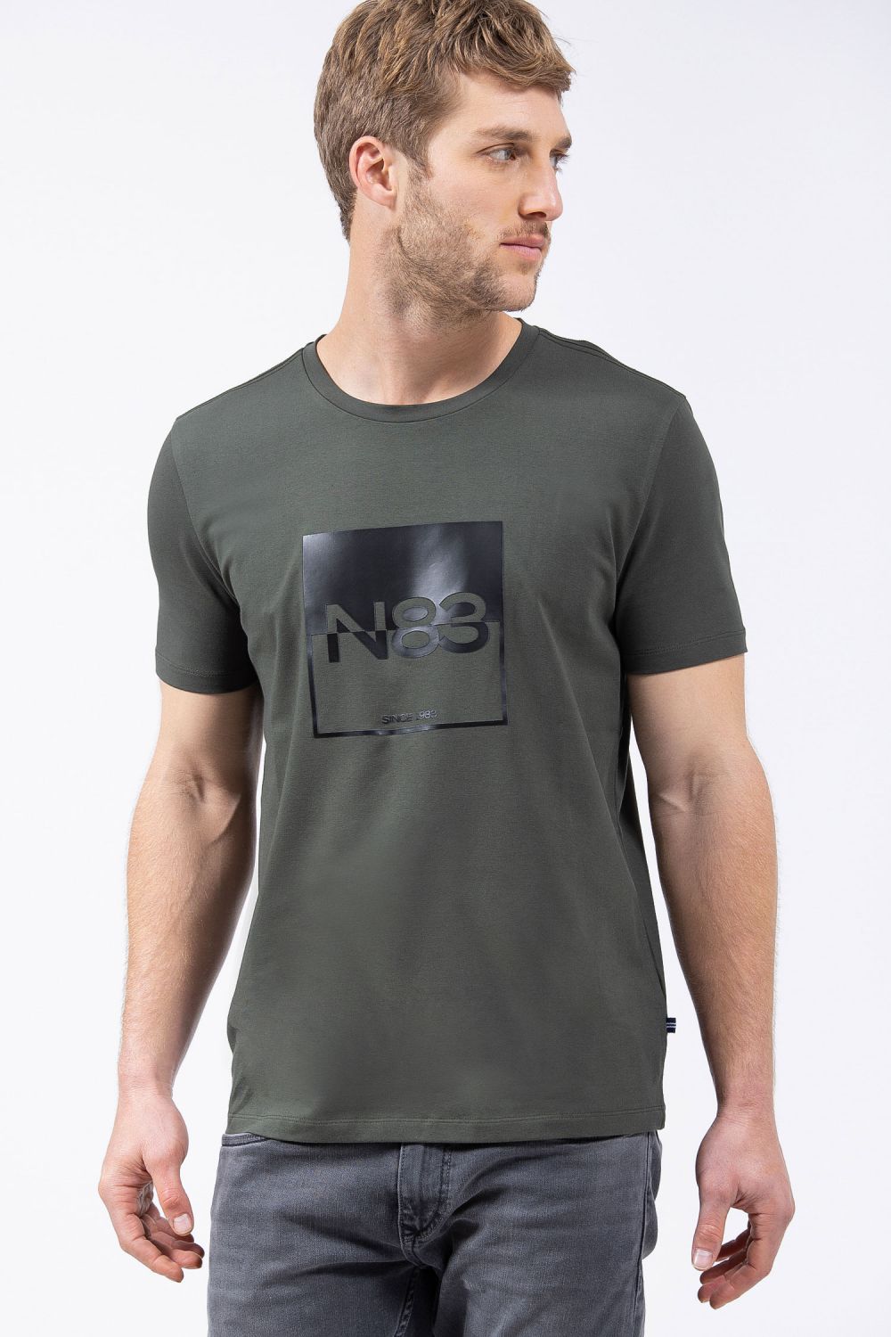 טי שירט בהדפס מבריק N83
