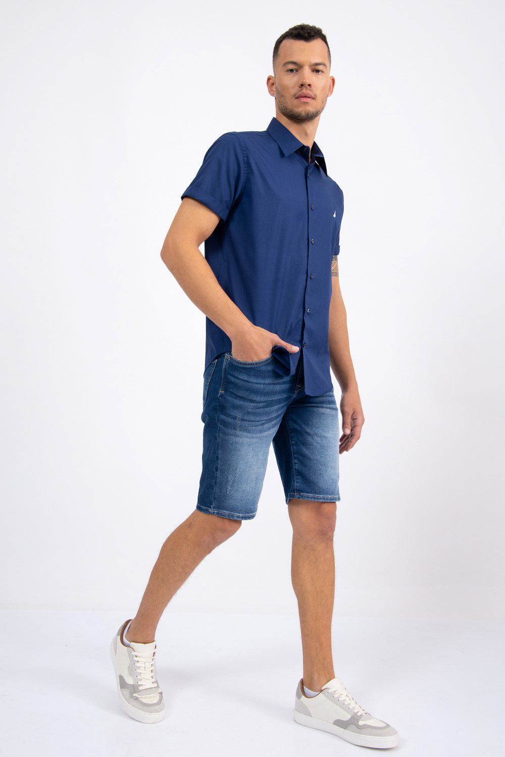 חולצה מכופתרת CLASSIC FIT שרוולים קצרים