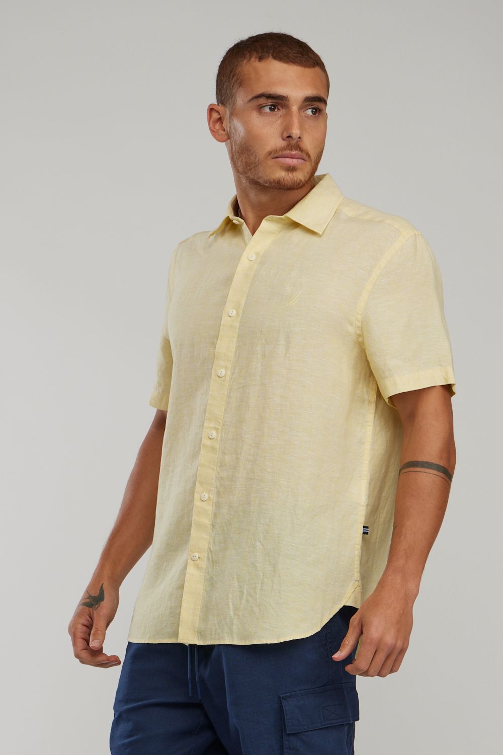 חולצה מכופתרת עם שרוולים קצרים ולוגו Nautica לגברים