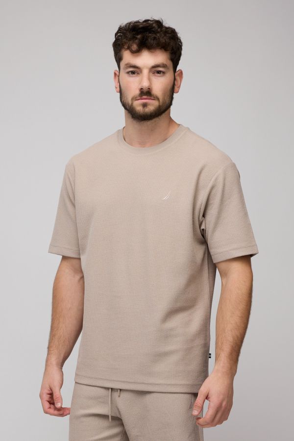 טי-שירט קצרה לגברים