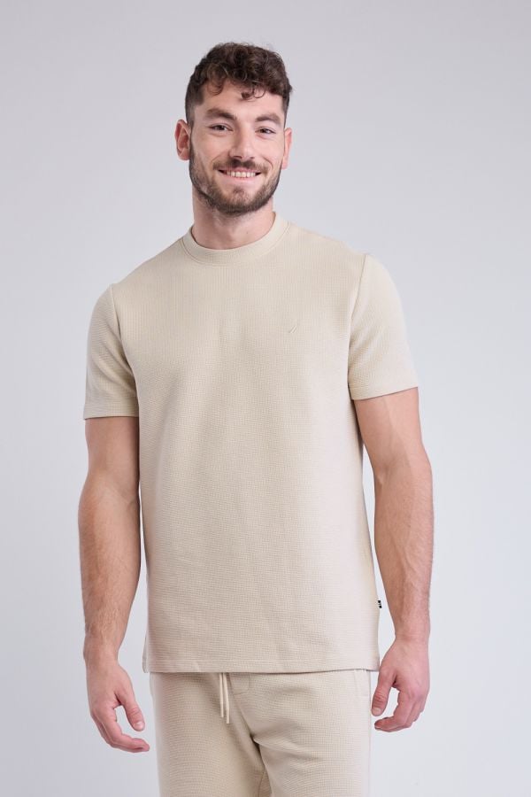 טי שירט Nautica קצרה עם טקסטורה לגברים