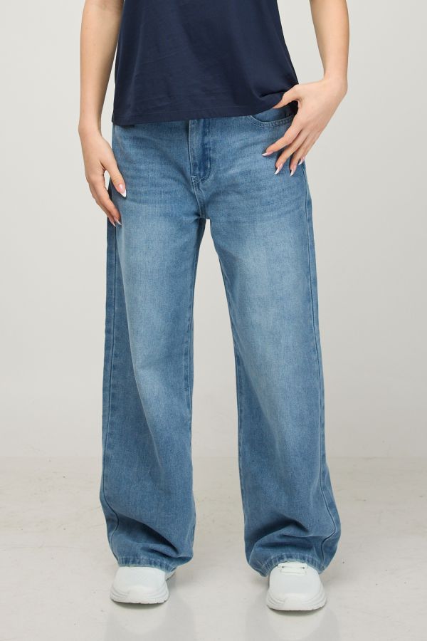 מכנסי ג’ינס ארוכים לנשים