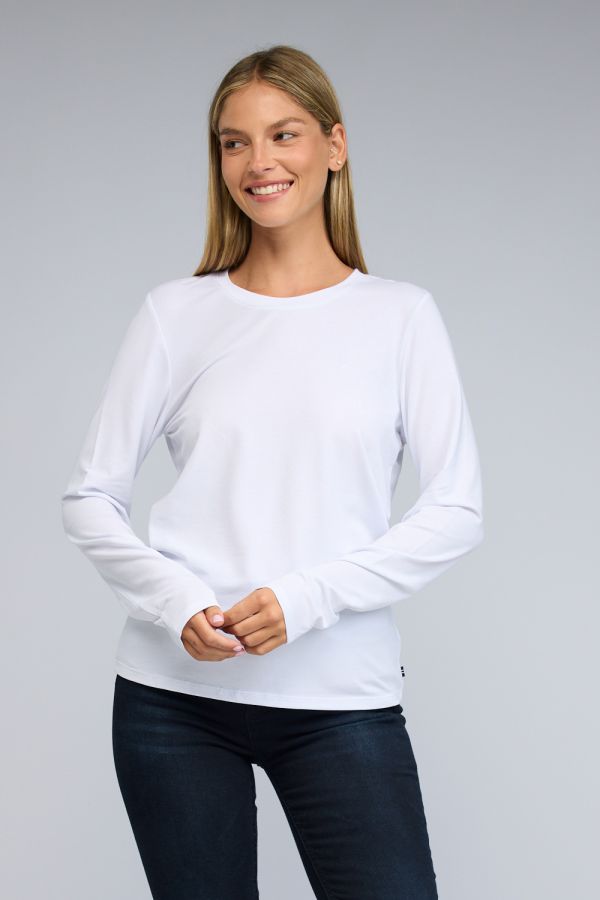 טי שירט Nautica ארוכה לנשים עם לוגו רקום