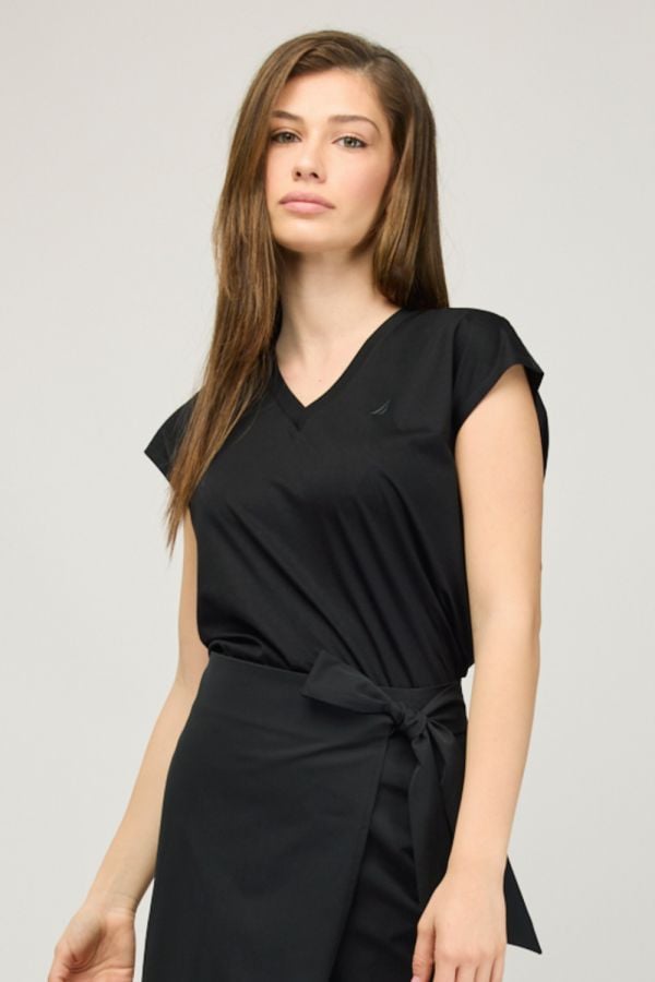 חולצת טי-שירט קצרה