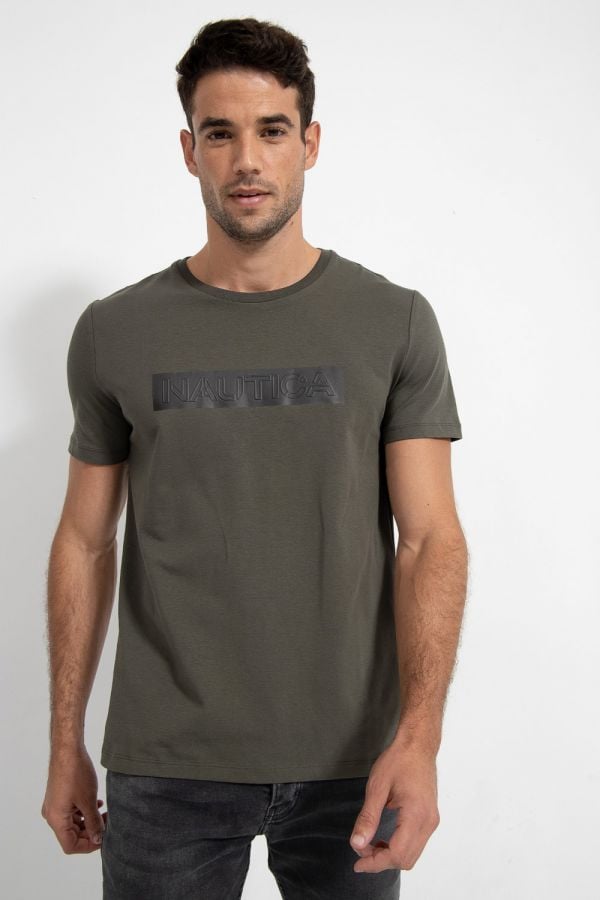 טי שירט לוגו נאוטיקה מודגש