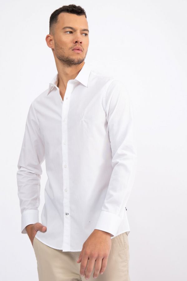 חולצה מכופתרת TAILORED FIT עם לוגו