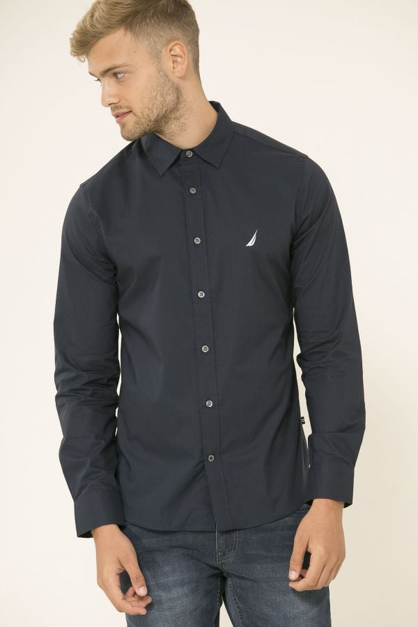 חולצה מכופתרת בגזרת TAILORED FIT סטרץ’